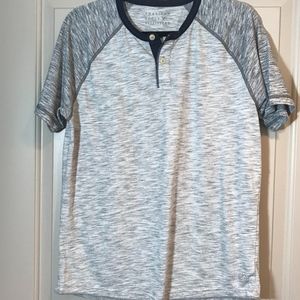 AEO Two tone grey Henley short sleeve